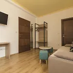 Logavina 8 Garage Parking
