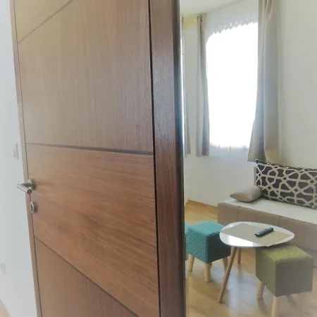 فندق Logavina 8 Garage Parking