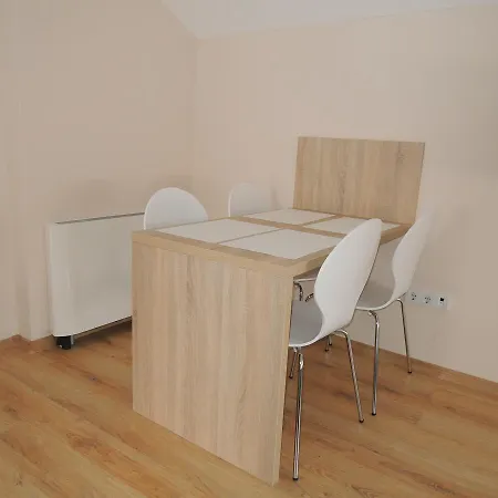 فندق Logavina 8 Garage Parking