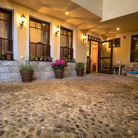 Hotel Logavina 8 Garage Parking