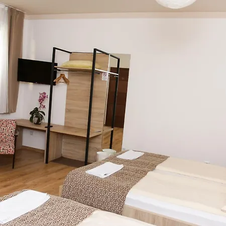 Logavina 8 Garage Parking Hotel Sarajevo